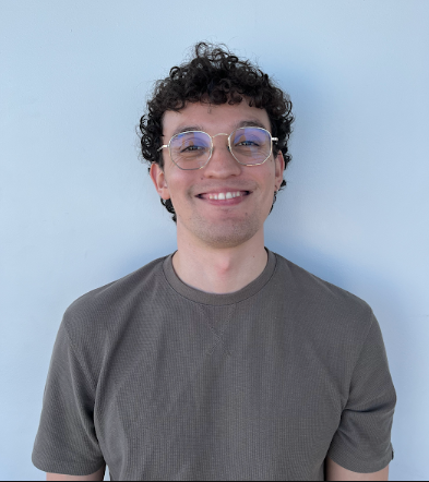 Headshot of Alejandro Chaves-Martinez